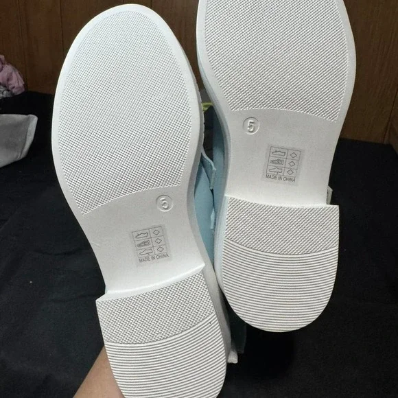 Koi Baby blue Mary Jane shoes BRAND NEW Size 5 - Picture 5 of 6
